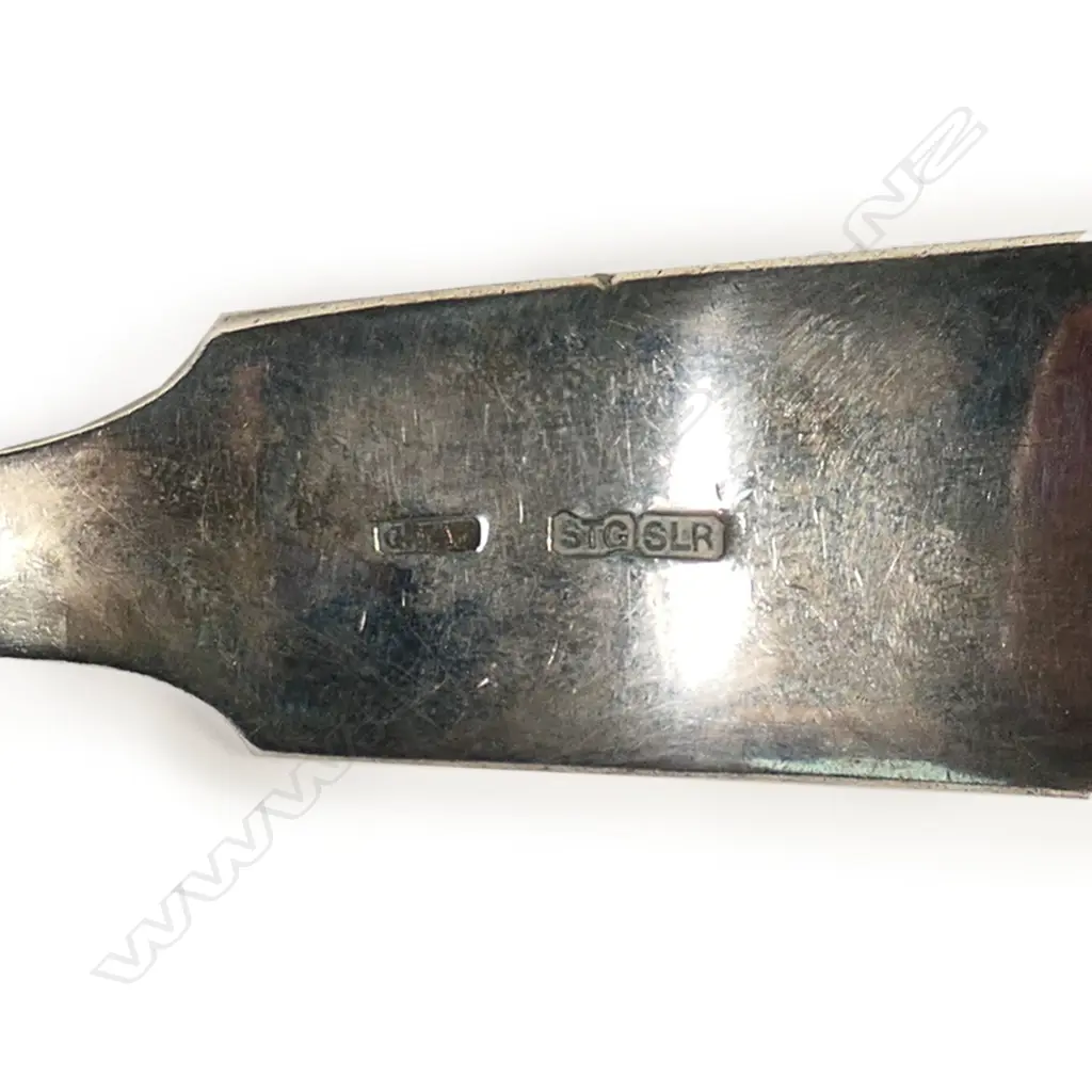 G T White (Christchurch/Wellington) silver sauce ladle, Image 1++